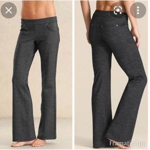 Athleta Bettona Classic Pant Sz: Large Charcoal Grey